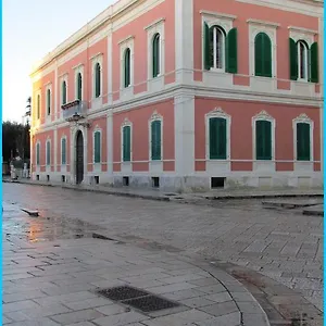 bb-palazzo-de-giorgi.lecce-hotels.com/