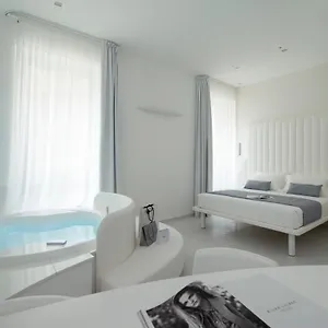 Gatto Bianco Mia Milano