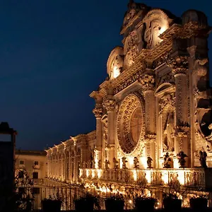 dei-due-portoni-bb.lecce-hotels.com/